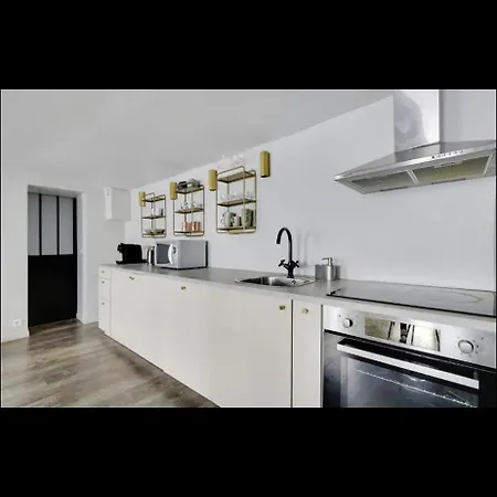 La Taniere Mandar Apartment