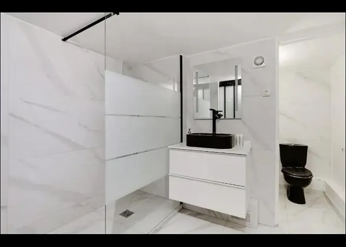 La Taniere Mandar Paris